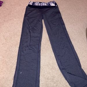 Lululemon yoga pants